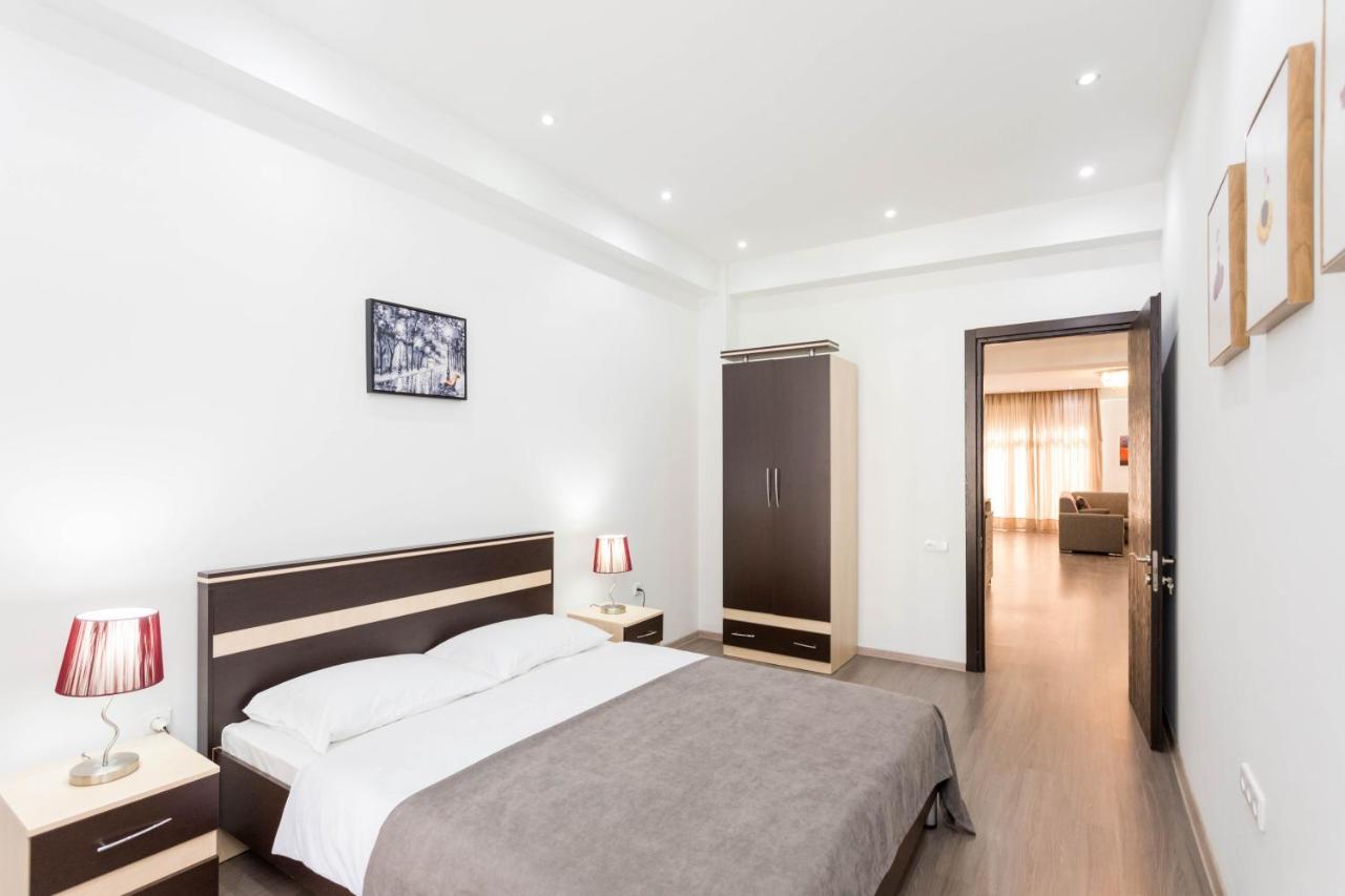 Apartment In The City Center Lll Tbilisi Exterior photo